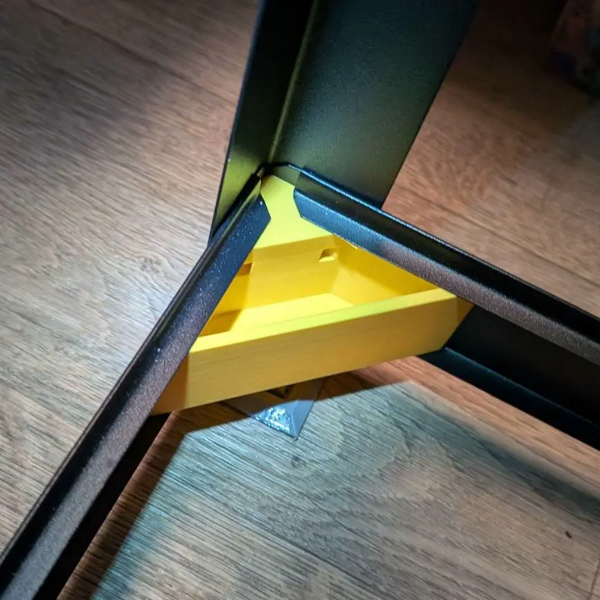 IKEA Bror corner reinforcement