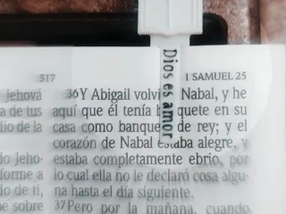 Separador de libro biblico "Dios es amor"