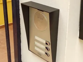 Doorbell cover (FERMAX)