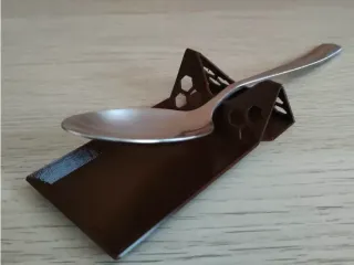 Single kitchen utensil rest