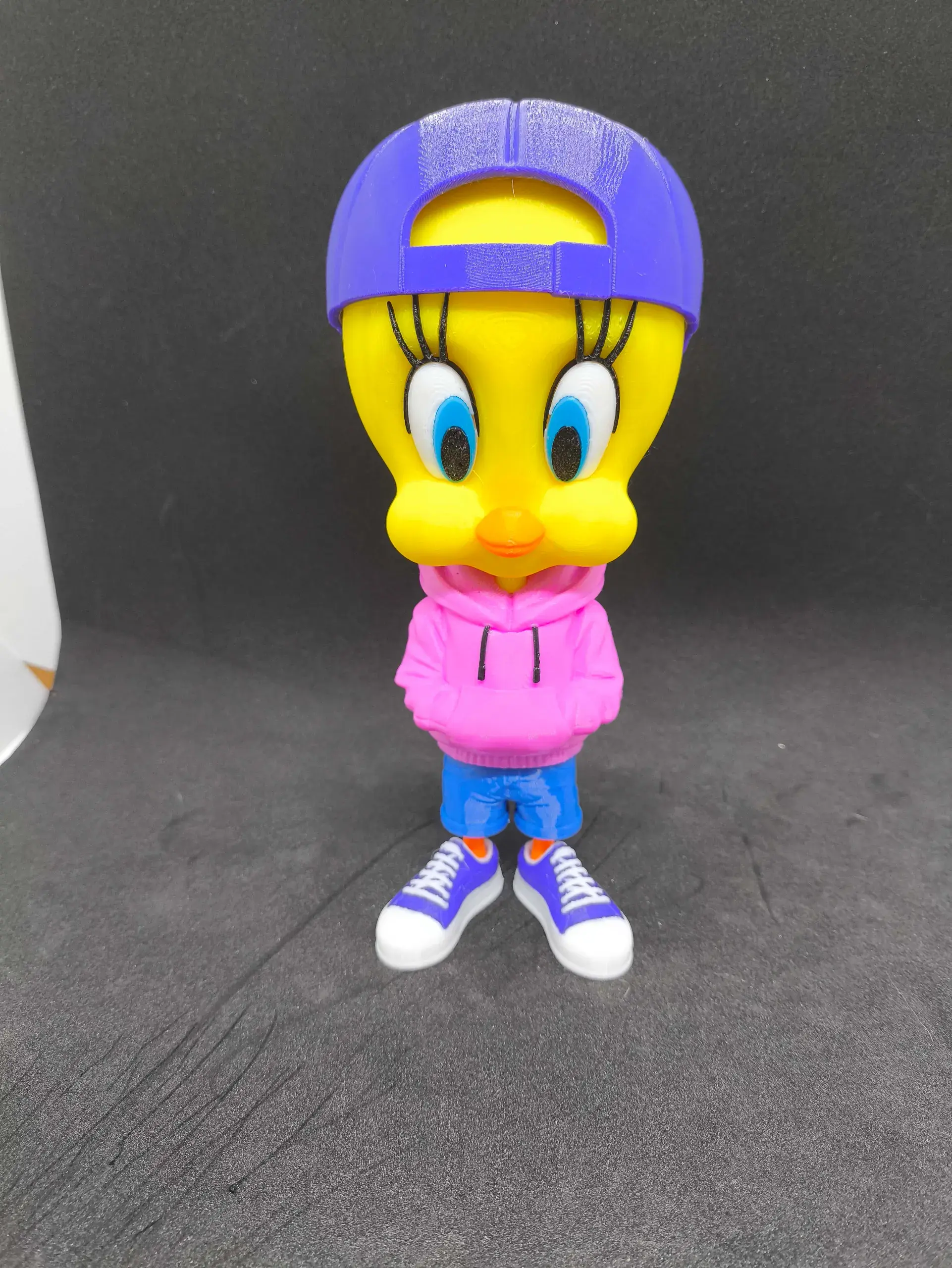 Sculptures & Artworks STL Download - TWEETY BIRD URBAN VIBES WITH