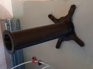 Wall mount spool holder