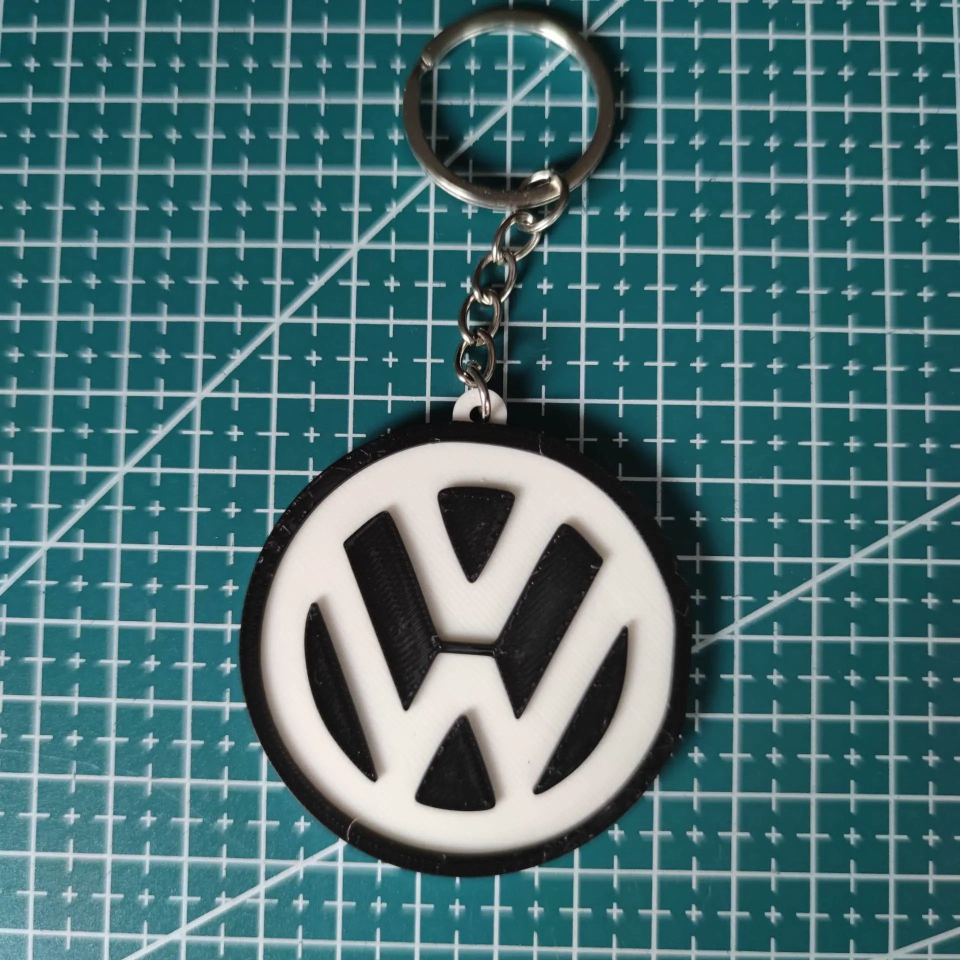 Keychain Volkswagen 2 colors.