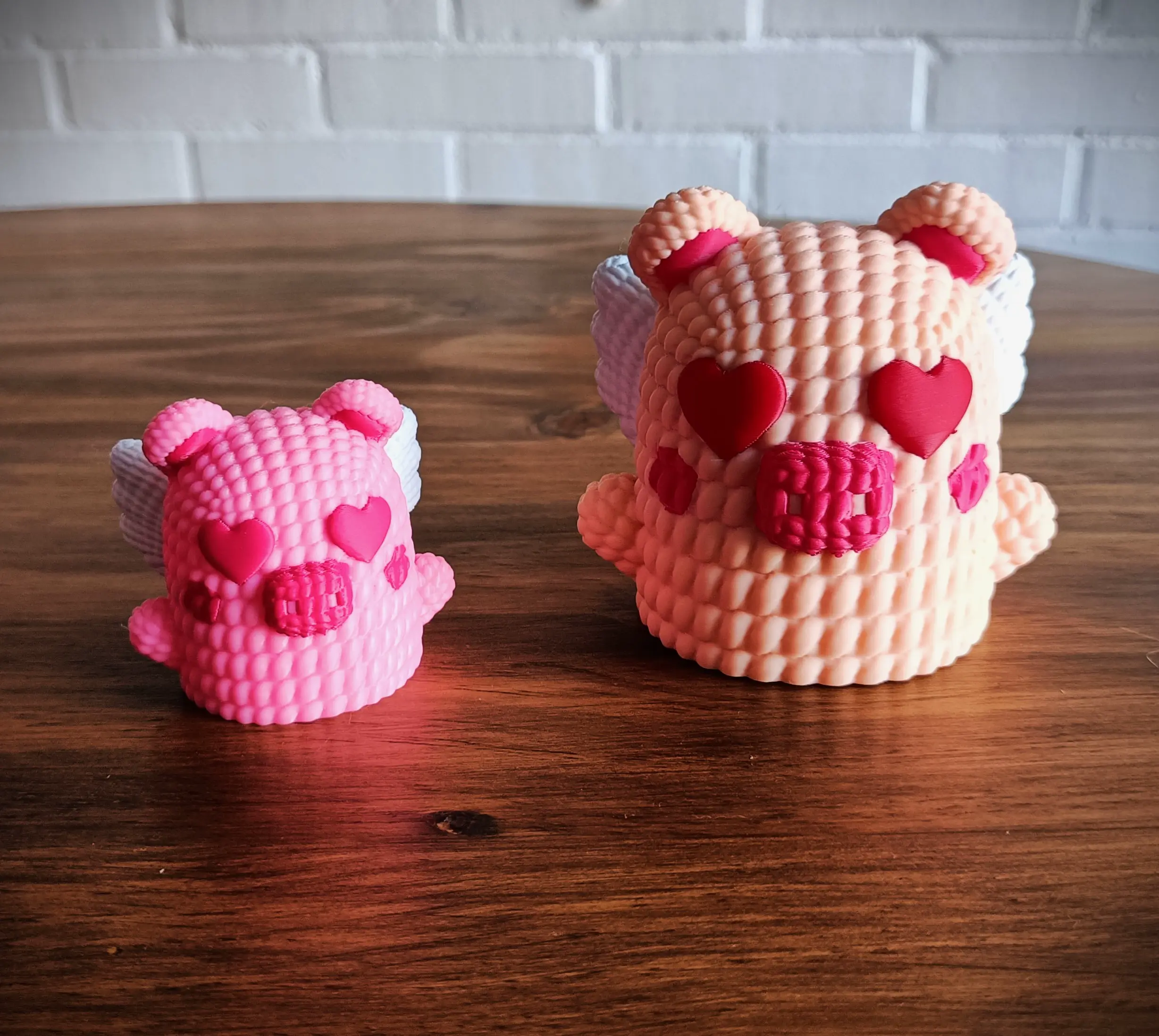 Piggy Love - Valentine's Day multicolor knitted container