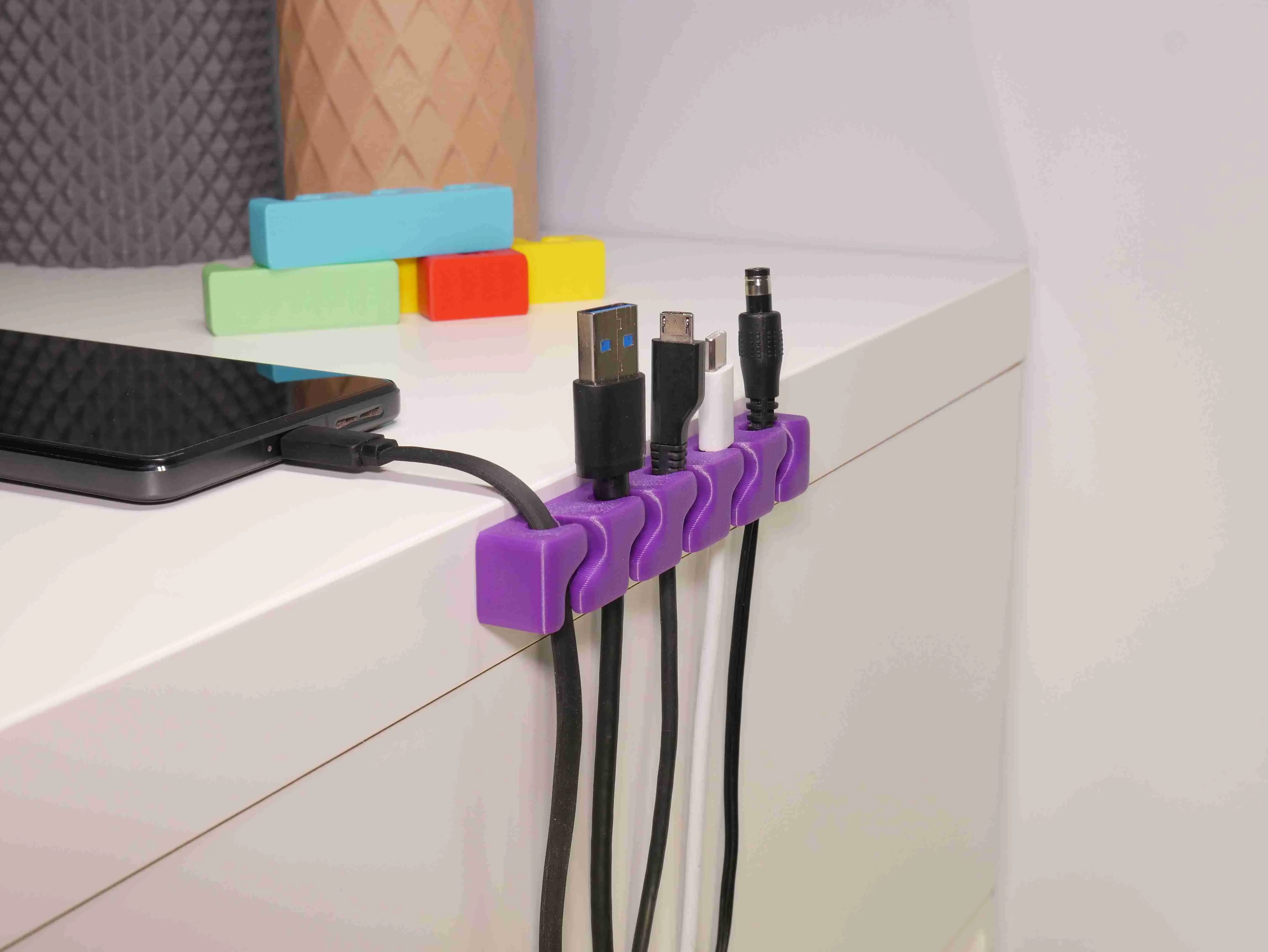Cable holder