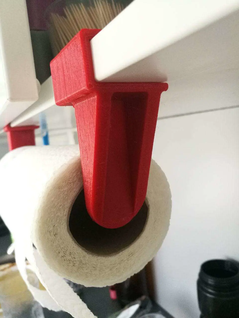Kitchen spool holder (paper towel)