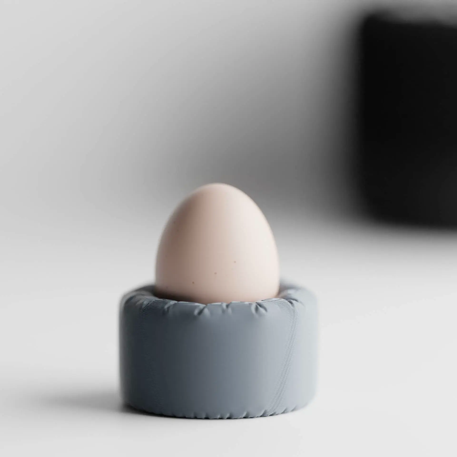 Cozy Inflated Egg Cup – Soft, Stylish, Functional!