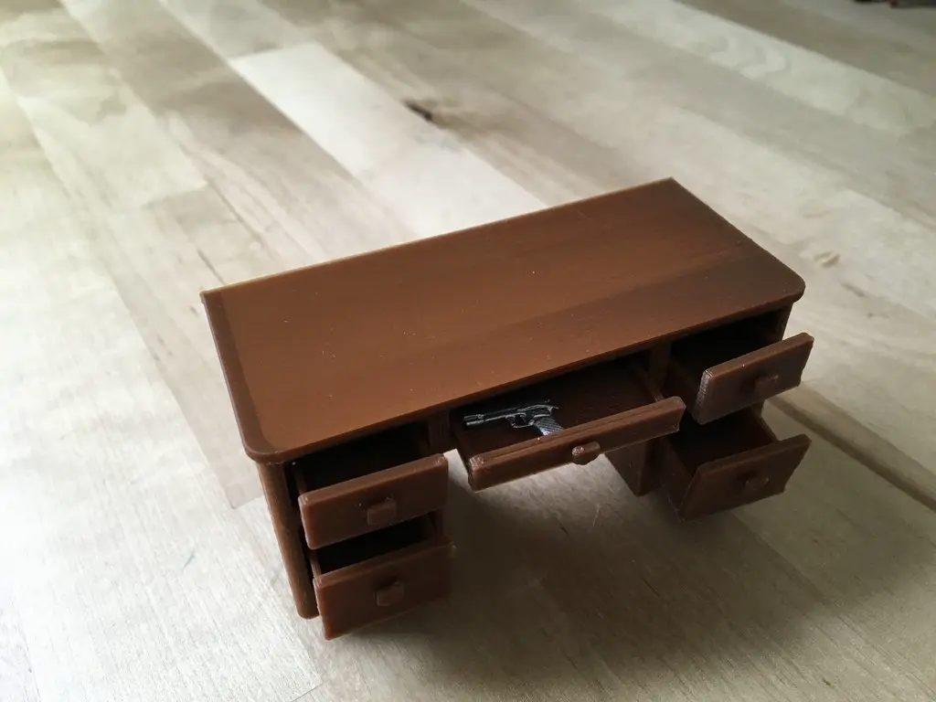 1940s Desk with working drawers and secret compartments (1/1