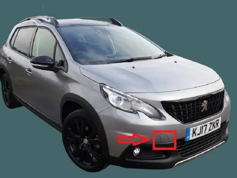 Peugeot 2008 ráncfelvarrott első vonóhorog fedél