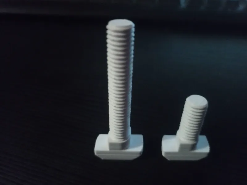 T SLot Bolt GN505