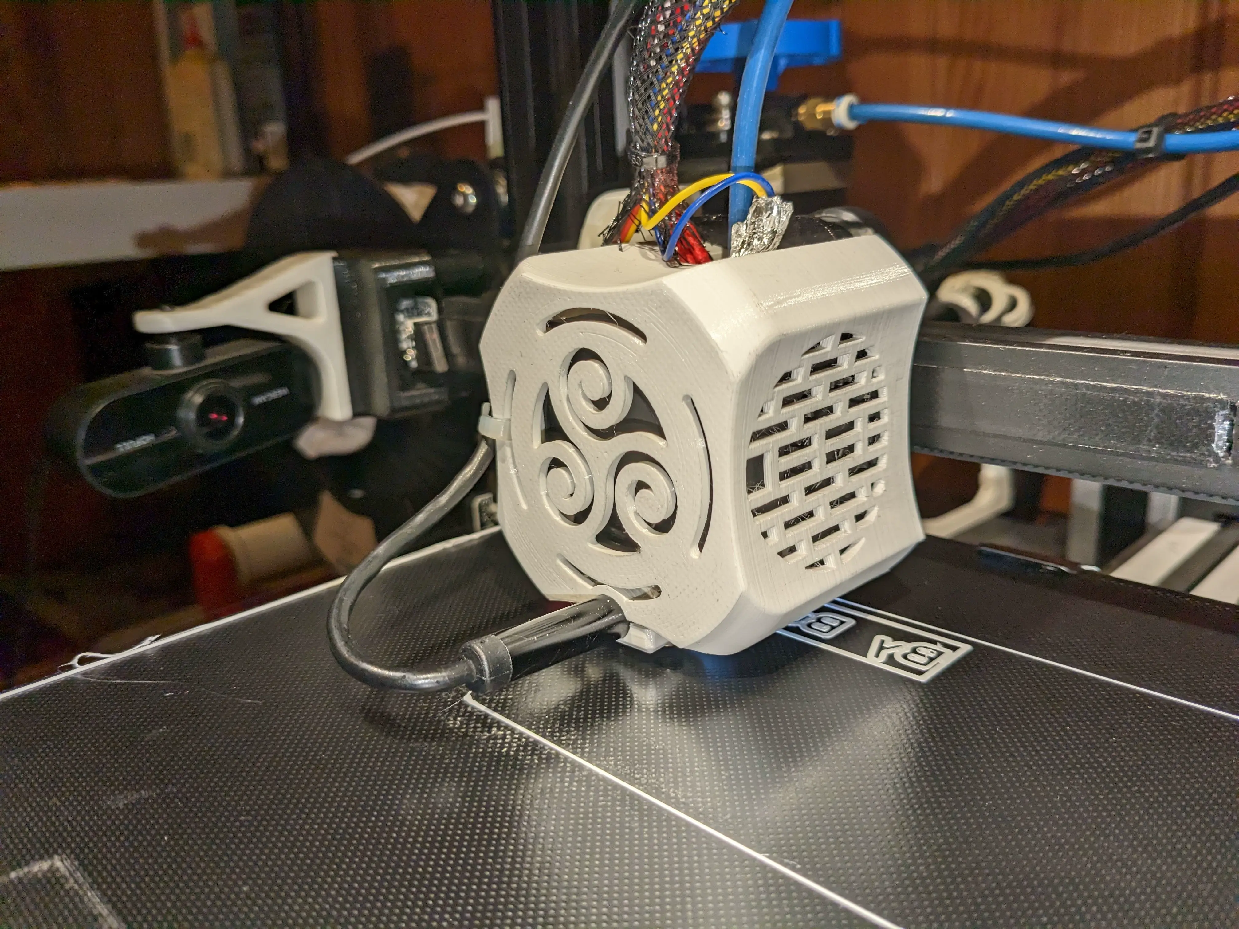 Hotend cover triskel with camera for Ender 3 V2