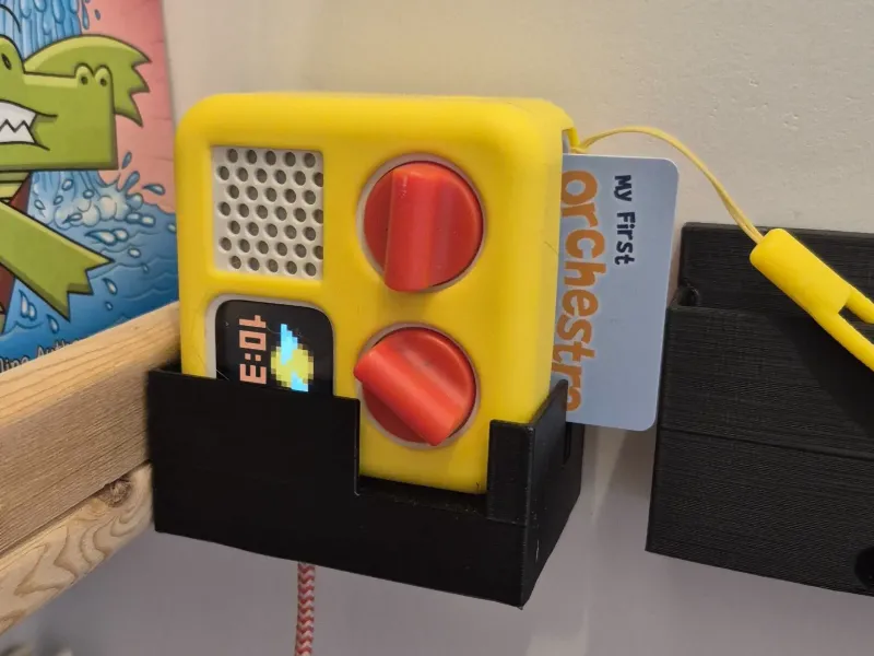 Yoto Mini Wall Charging Mount