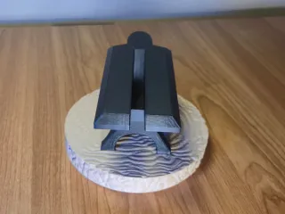 Anvil Business Card Holder – Desk Display on Tree Stump