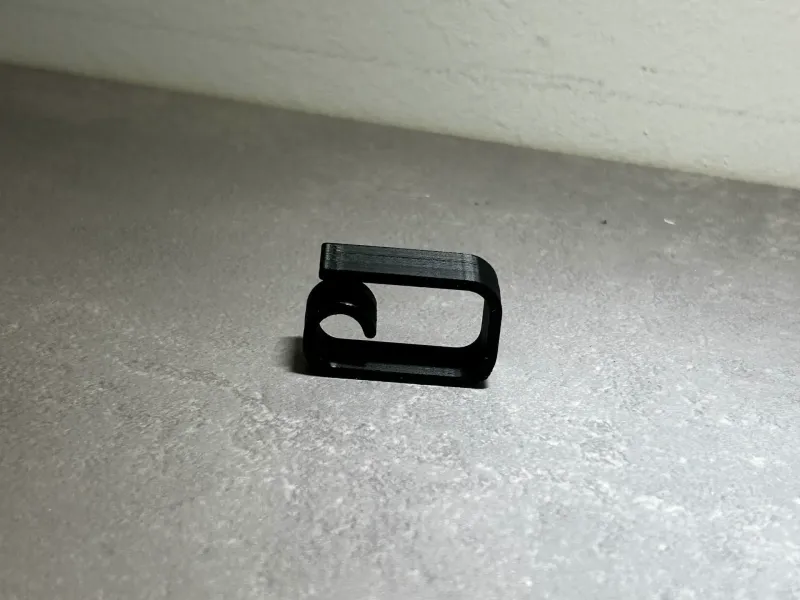Clip Simples para Cabos sob a Mesa | Clip para Cabos sob a Mesa