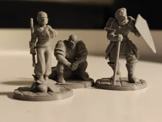 DnD - Tragic Mentor Figures - Free miniatures