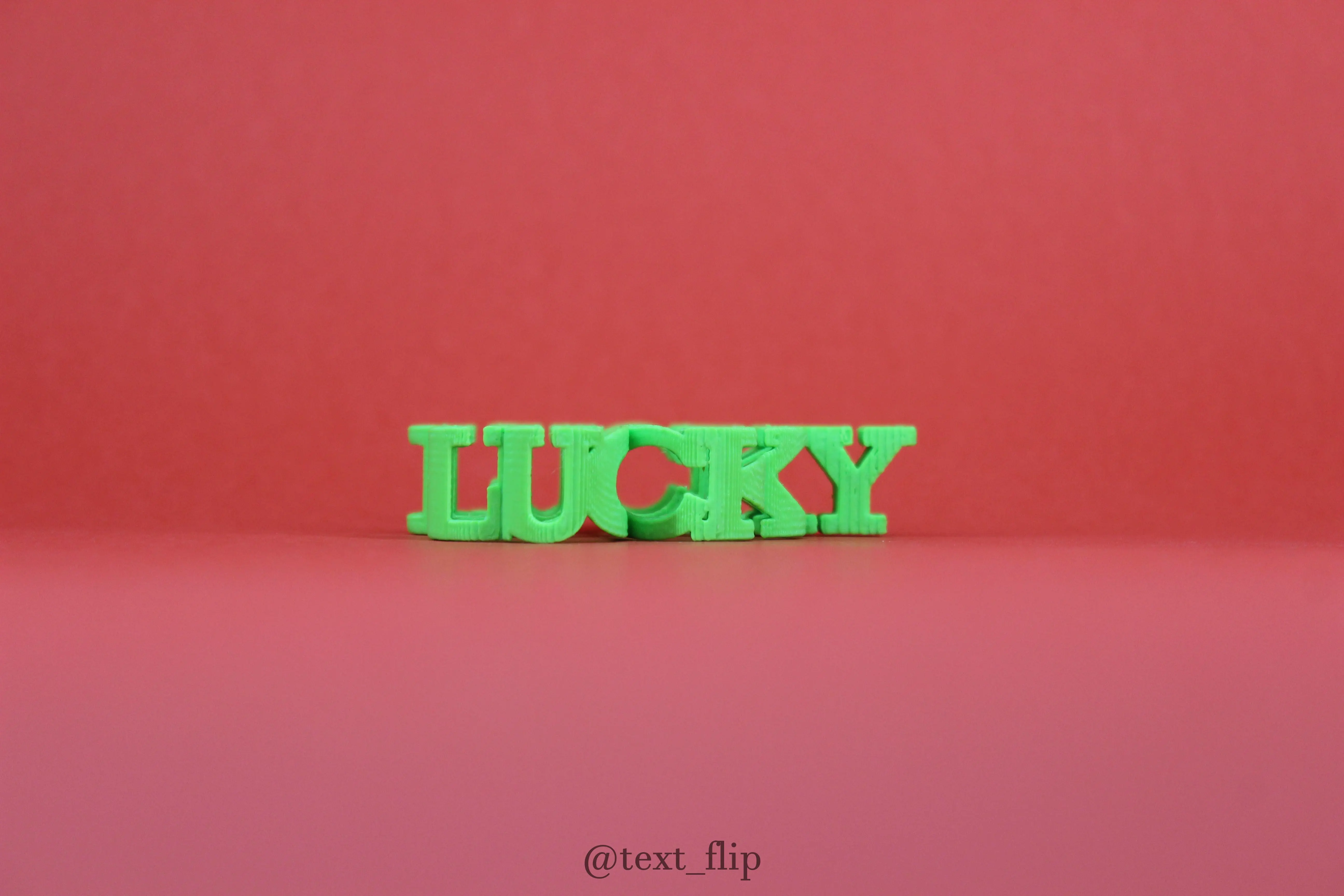 Text Flip - Lucky