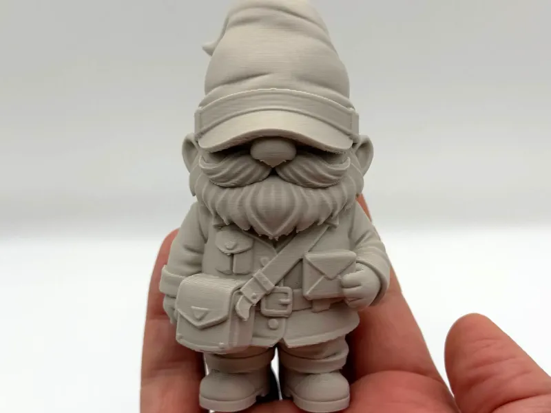 Garden Gnome Mailman