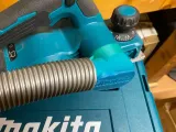 Vacuum adapter for Makita DKP181-0