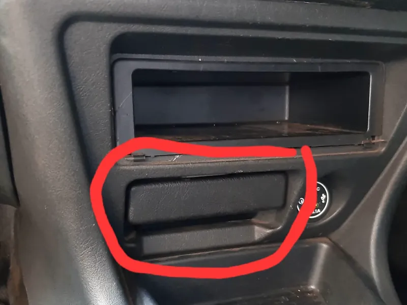 Pajero ashtray panel switch