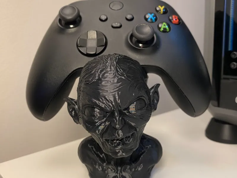 The Lord of the Rings: Gollum controller holder