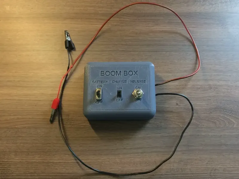 'BOOM box' 高圧コンデンサバンクケース