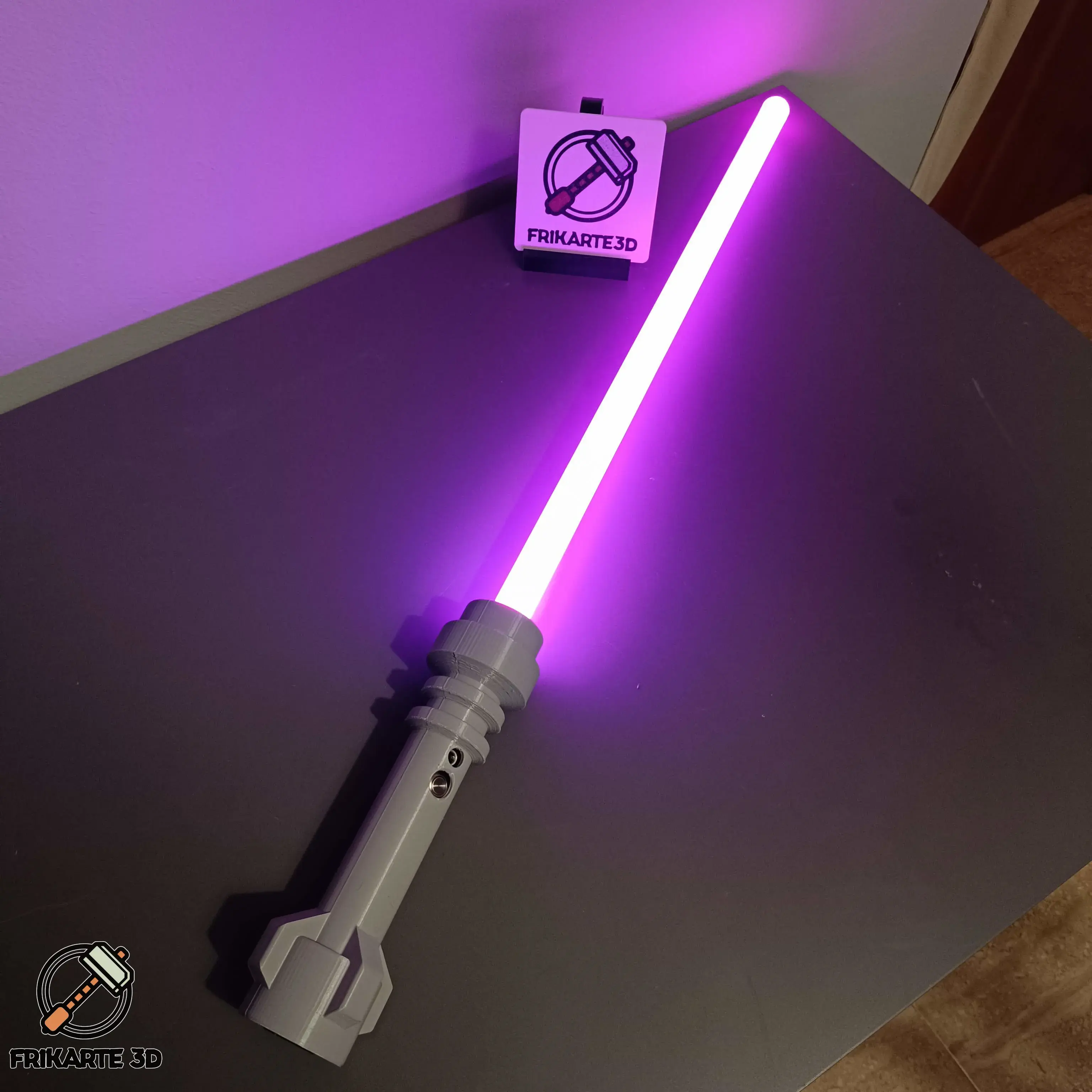 BrickSaber: LEGO-Inspired Functional Lightsaber