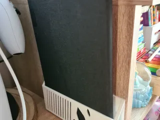 Tablet holder