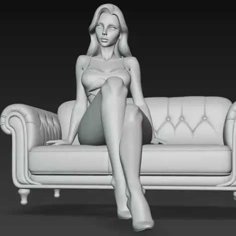 mulher sentada no sofá