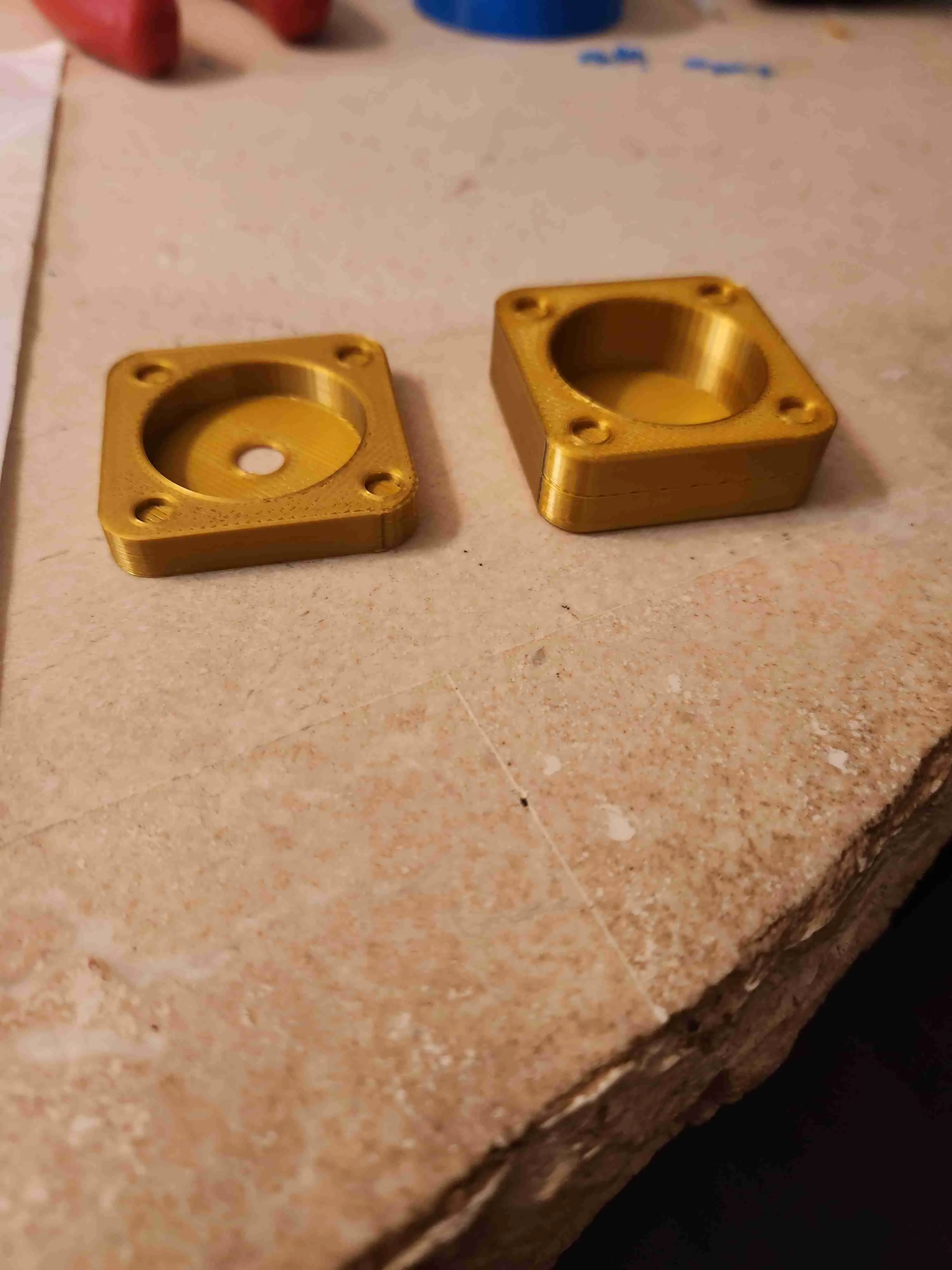 round chalk holder {Taom}
