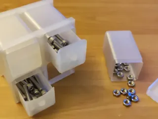 Resizable box organizer