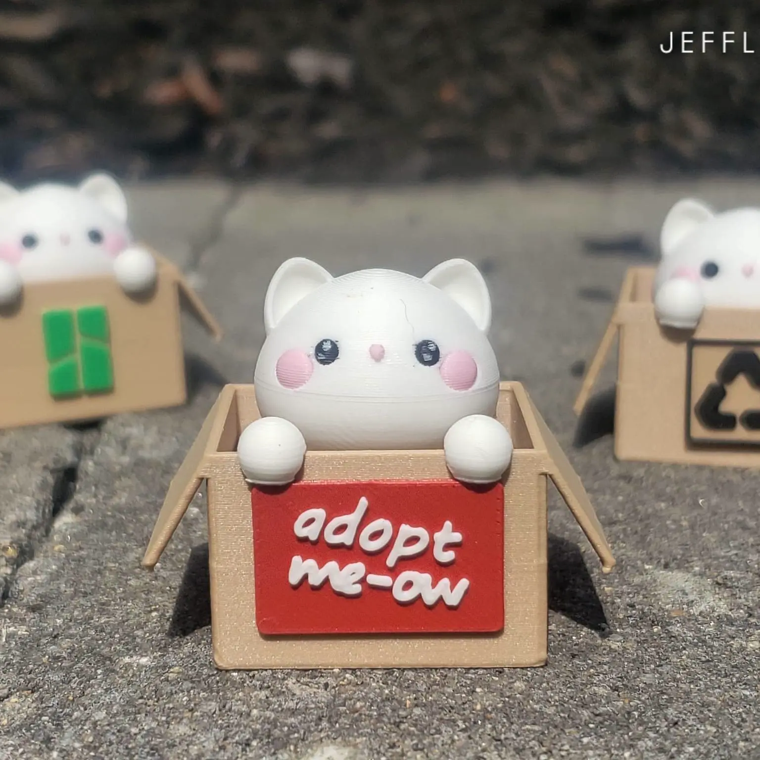 Cat in a Box - Clicker Fidget Keychain