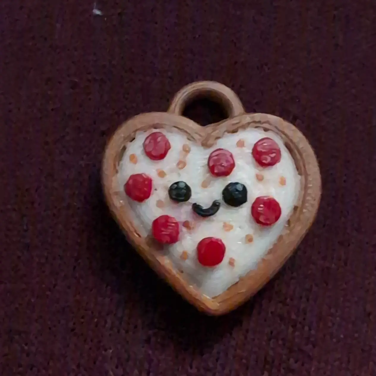 New heart pizza keychain