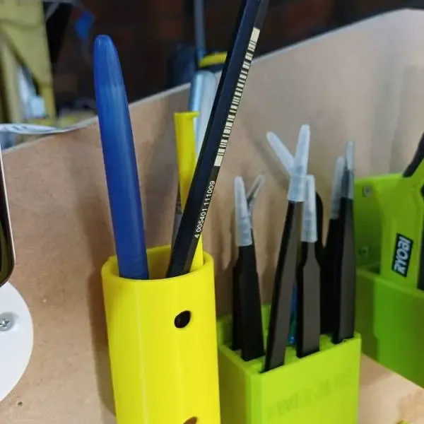 Kleiner Stift-/Stylusbehälter
