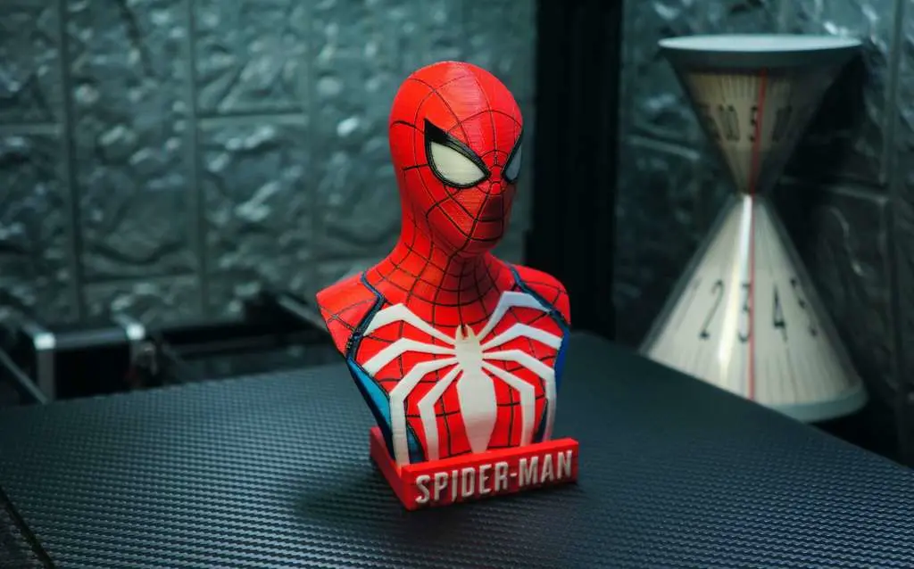 Multicolour Spider-Man PS4 Bust - Advanced Suit MMU