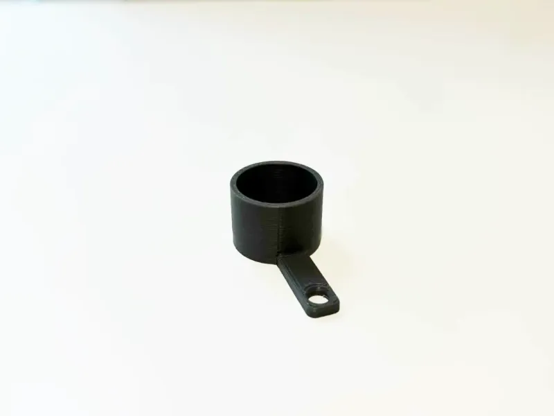 Tiny powder scoop