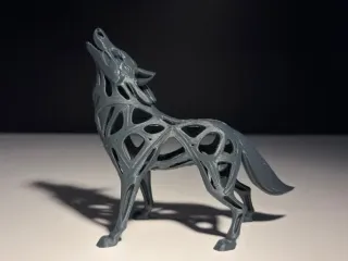 Howling Wolf Statue