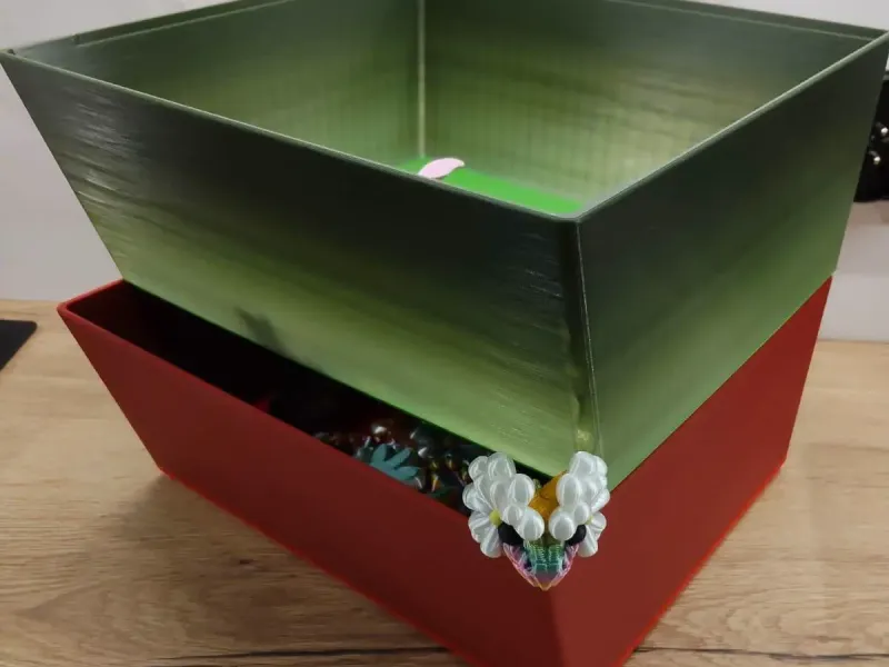 Big storage box - stackable