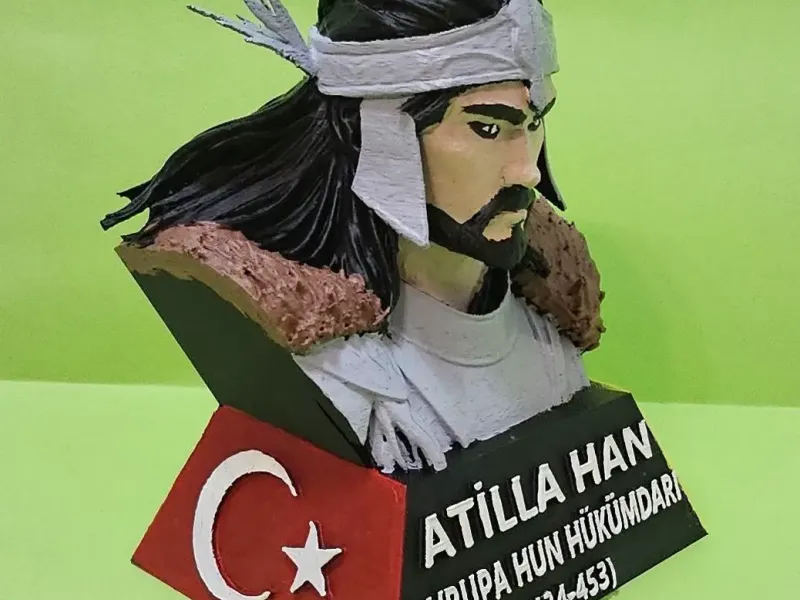 Atilla Han Büst