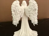 Standing Angel 8-3