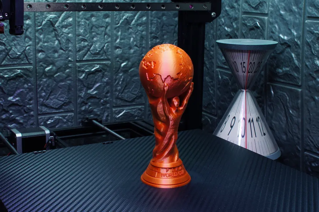 FIFA World Cup Trophy (No Infill Support Free Verison)