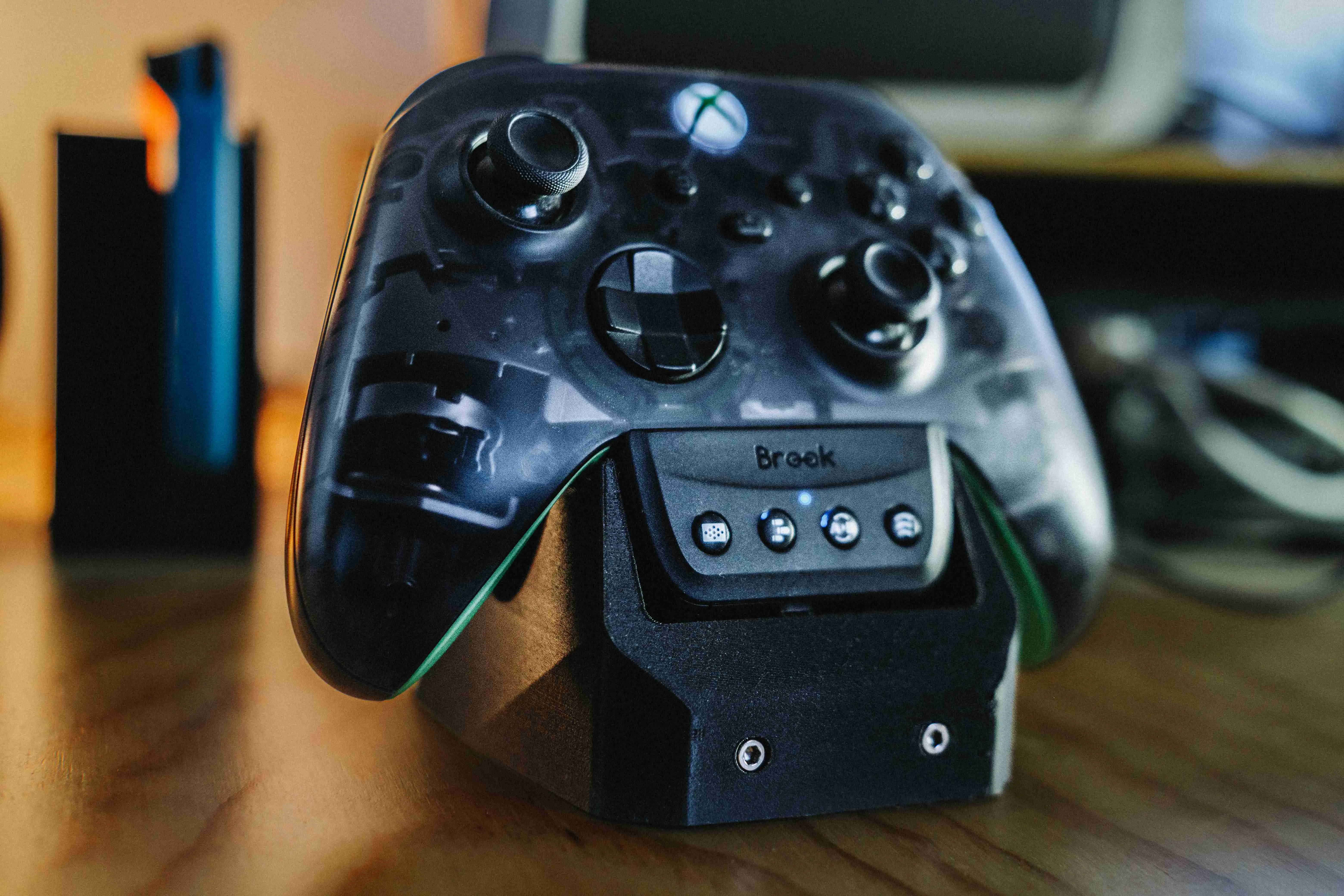 Xbox One Controller Stand for Brooks Adapter