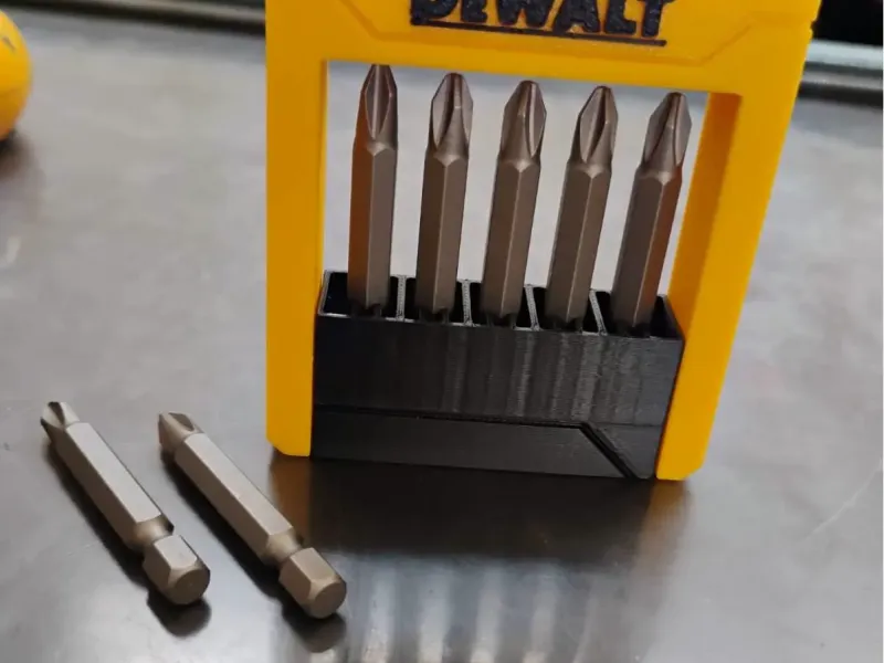 DeWalt ドライバービットホルダー