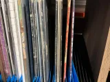 Vinyl Record Stand-1
