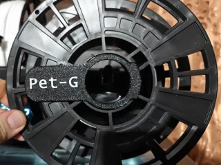 Крепеж для RFID меток на катушку
