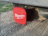 Milwaukee+2in+Trailer+Hitch+BBLExport-1