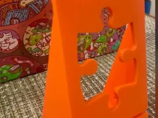 Puzzel box stand