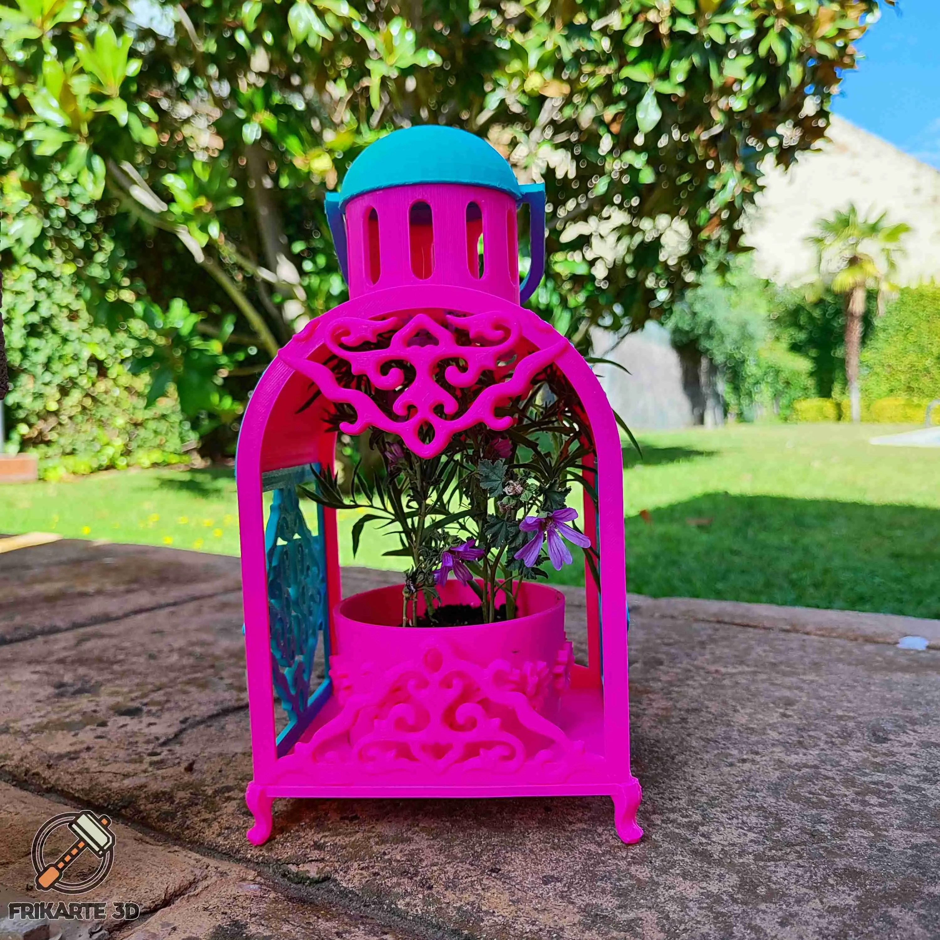 Lanternă elegantă pentru plante