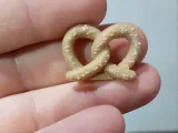 Mini Pretzel-0