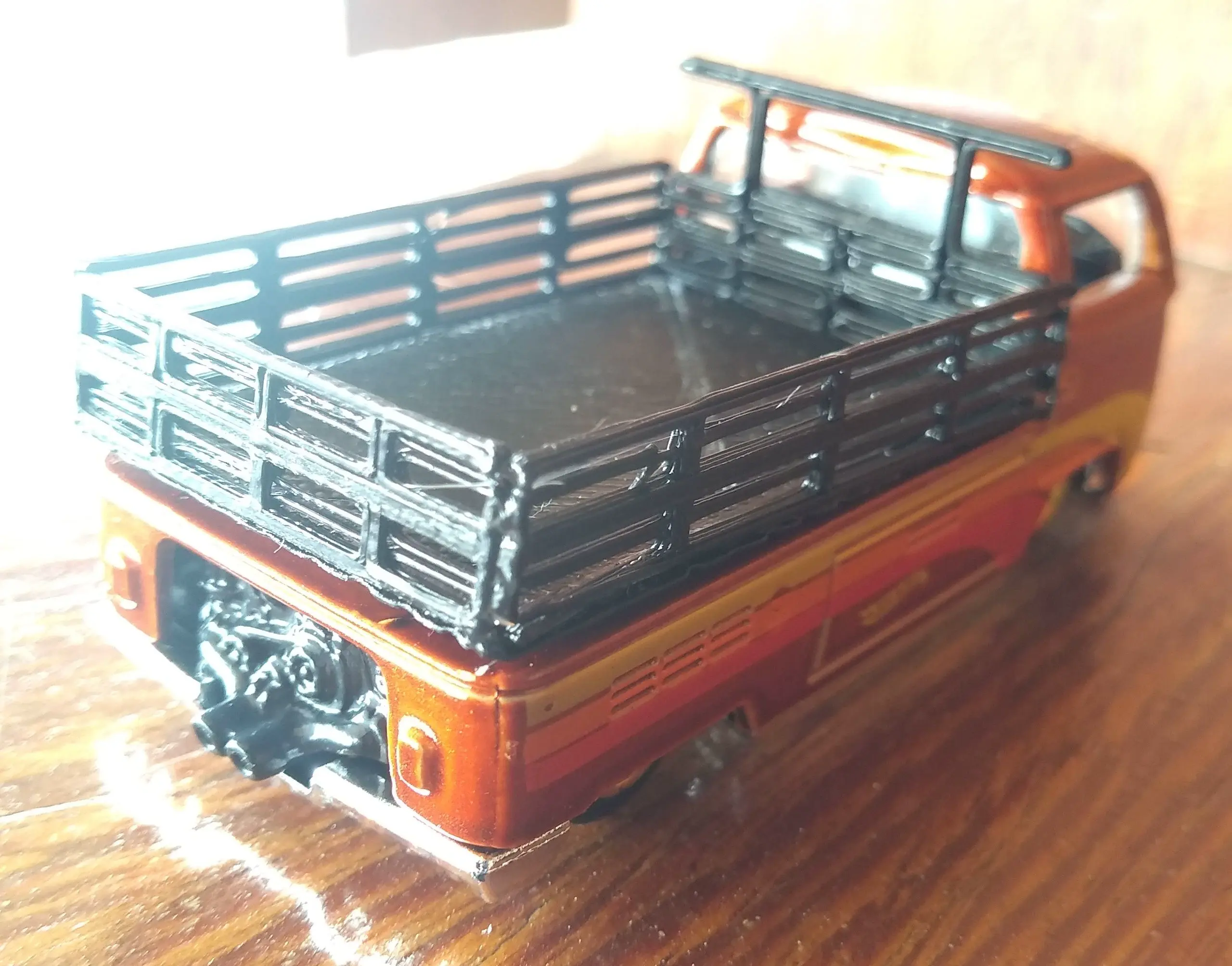 Hot Wheels T2 VW Kombi Carroceria Madeira