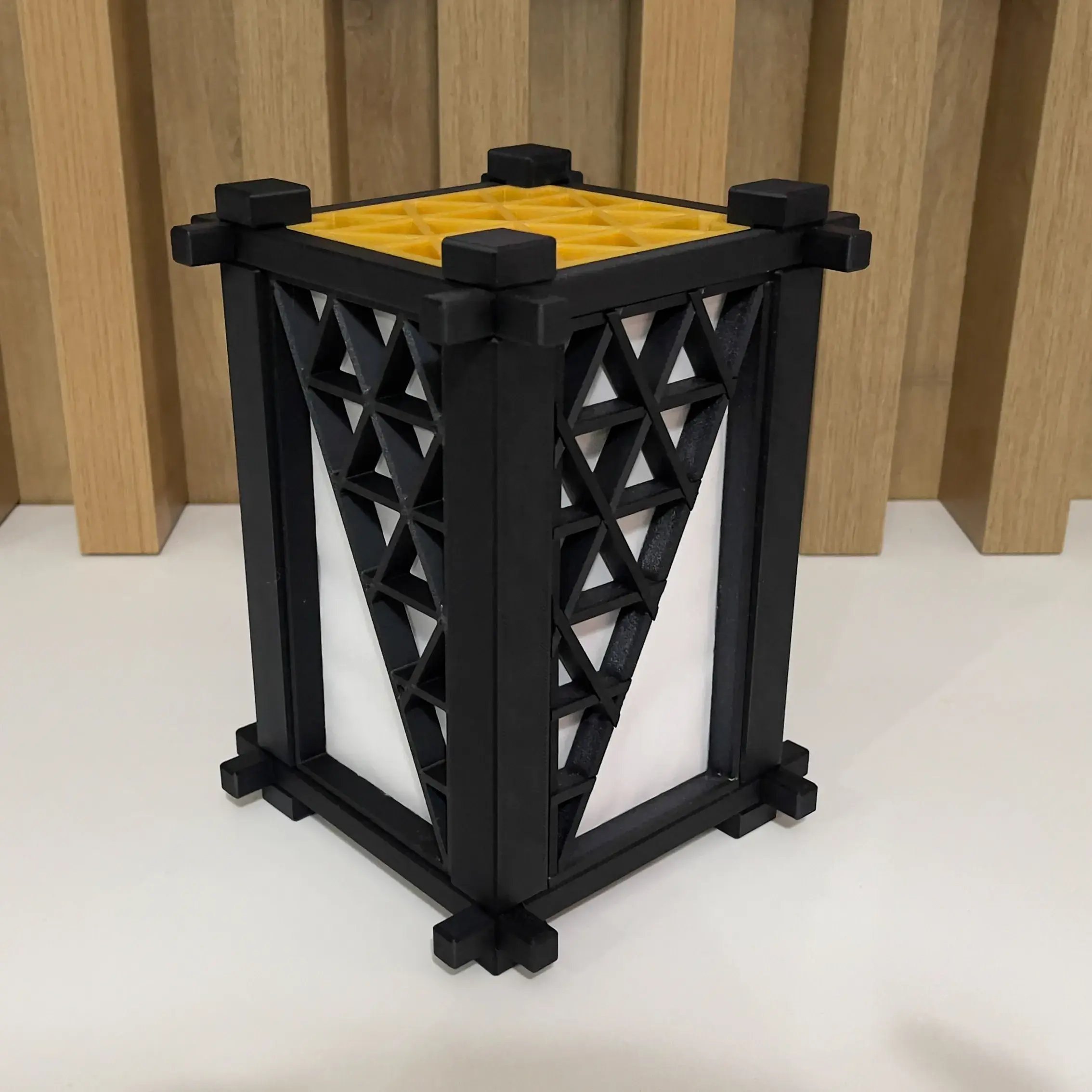 JAPANESE STYLE - KUMIKO LANTERN